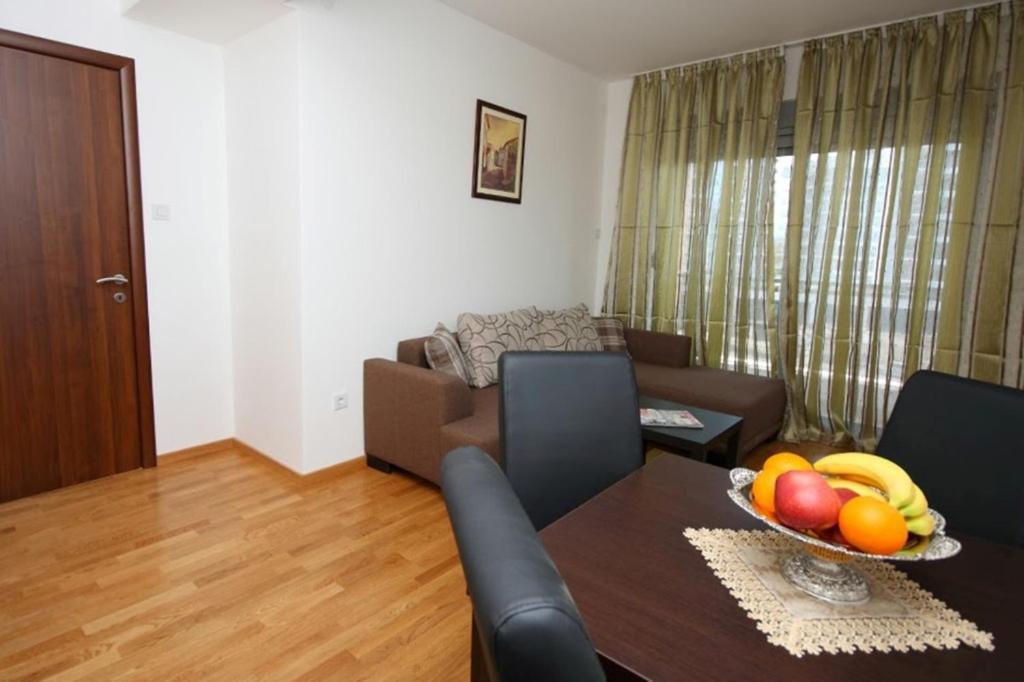 City Montesun Apartments 2 Budva Exterior foto