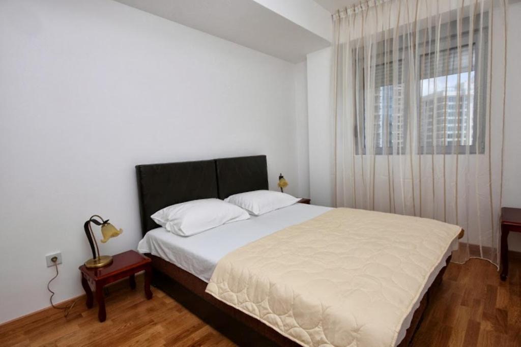 City Montesun Apartments 2 Budva Exterior foto